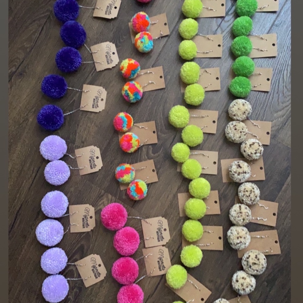 Pom Pom earrings